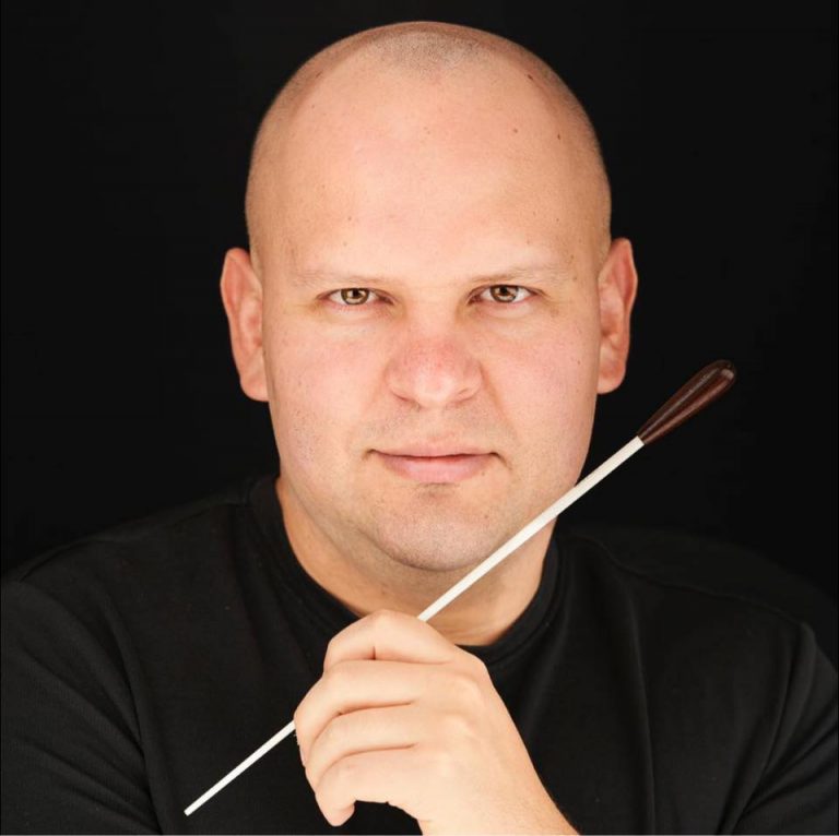 URI Symphony Orchestra, Luiz Víquez, director, performs “Musica Ignota” for orchestra.